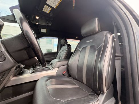 Used 2018 Ford F250 Platinum w/ Platinum Ultimate Package AWD/4WD image 19