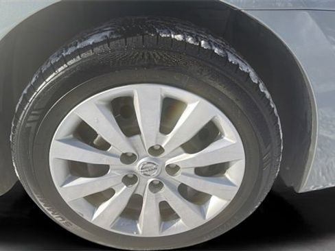 Used 2013 Nissan Sentra SV image 28