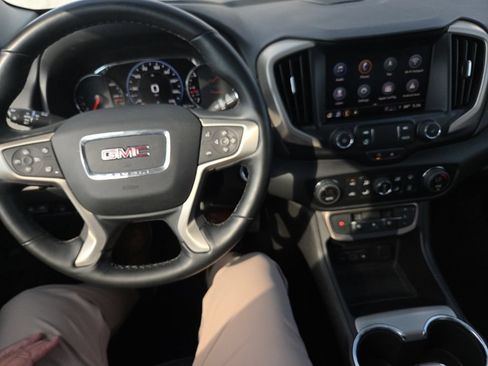 Used 2023 GMC Terrain Denali w/ Denali Premium Package AWD/4WD image 27