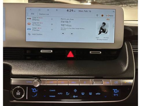 Used 2024 Hyundai Ioniq 5 SEL image 32