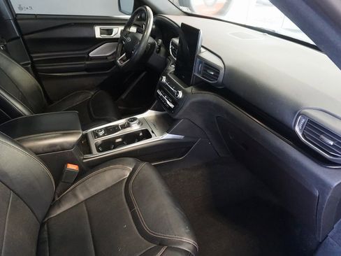 Used 2020 Ford Explorer ST w/ Premium Technology Package image 26