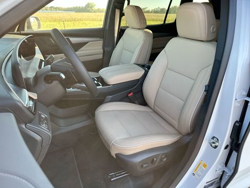 New 2026 Buick Enclave Preferred w/ Power Package image 11