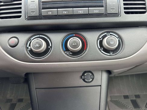 Used 2006 Toyota Camry LE FWD image 28