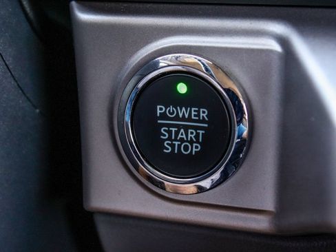 Used 2023 Ford F150 Lightning XLT AWD/4WD image 29