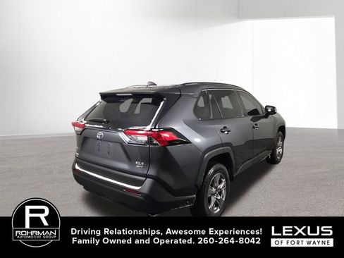 Used 2023 Toyota RAV4 XLE w/ Convenience Package image 6