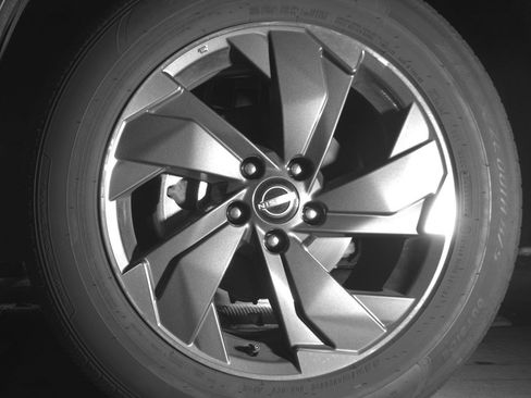 Used 2025 Nissan Rogue SV image 12