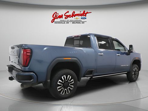 Used 2025 GMC Sierra 2500 Denali Ultimate AWD/4WD image 6