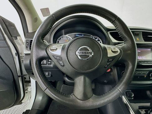Used 2017 Nissan Sentra SV FWD image 18