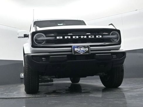 New 2025 Ford Bronco Outer Banks image 18