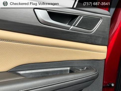 Used 2024 Volkswagen Atlas Cross Sport SE FWD image 23