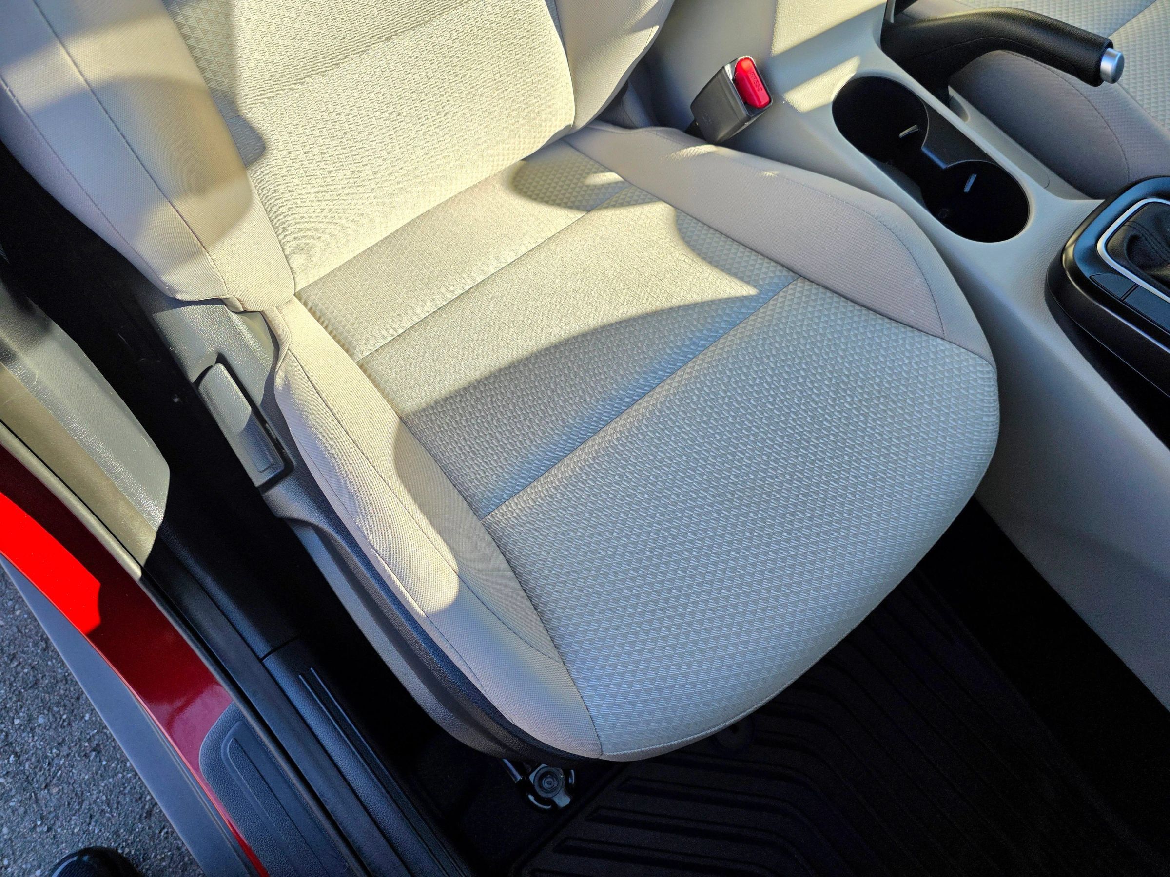 Used 2020 Kia Soul LX FWD image 47