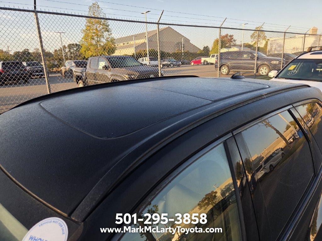 Used 2023 Volvo XC60 B5 Plus AWD/4WD image 7