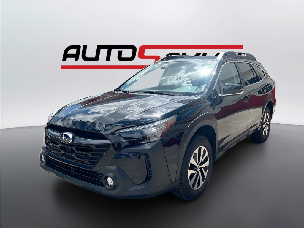 Used 2025 Subaru Outback Premium AWD/4WD image 3