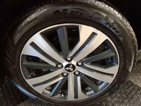 Used 2024 Mitsubishi Outlander Sport ES image 3