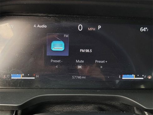 Used 2023 Jeep Grand Cherokee L Laredo image 30