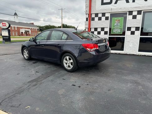 Used 2014 Chevrolet Cruze LT w/ Technology Package FWD image 3