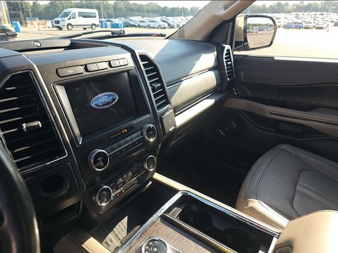 Used 2020 Ford Expedition Limited w/ Equipment Group 302A RWD image 6