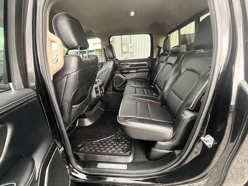 Used 2019 RAM 1500 Laramie AWD/4WD image 29