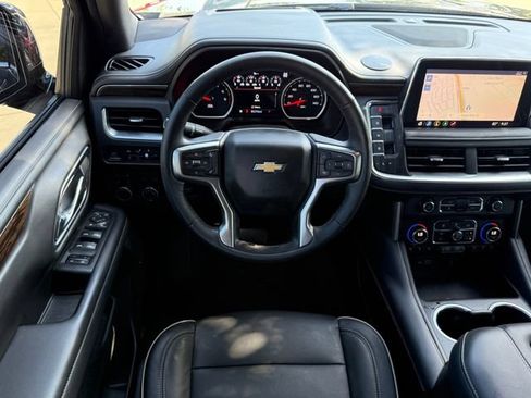 Used 2021 Chevrolet Tahoe Premier w/ Premium Package AWD/4WD image 24