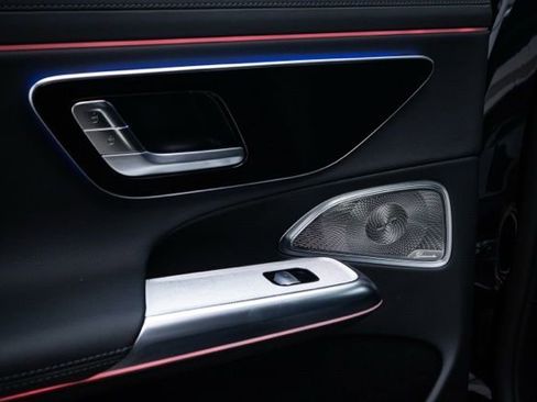 Used 2025 Mercedes-Benz E 450 4MATIC All-Terrain Wagon image 23