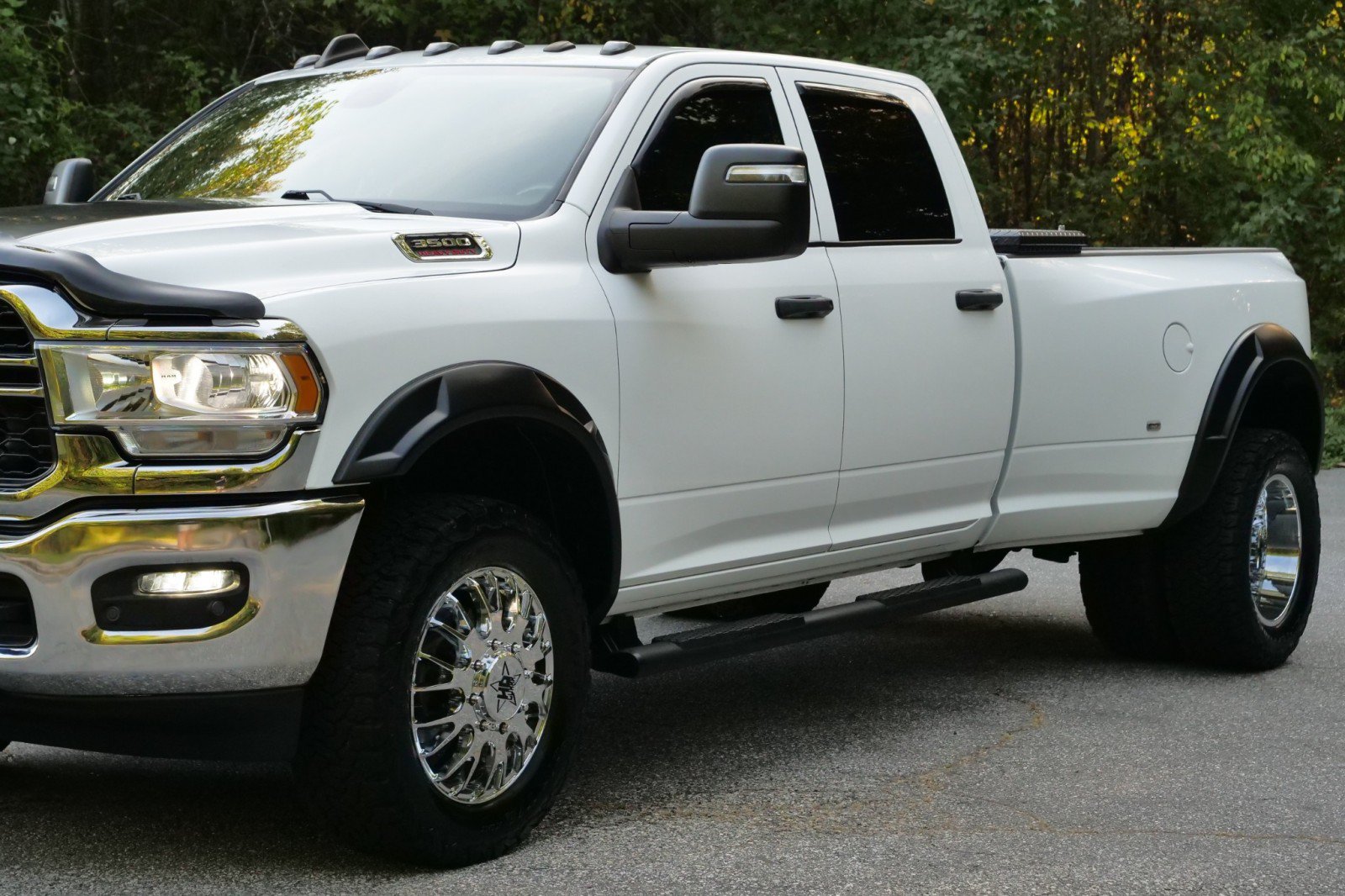 Used 2023 RAM 3500 Tradesman w/ Chrome Appearance Group AWD/4WD image 57