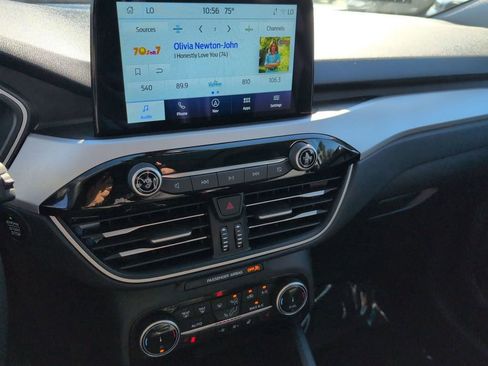 Used 2022 Ford Escape SEL image 20