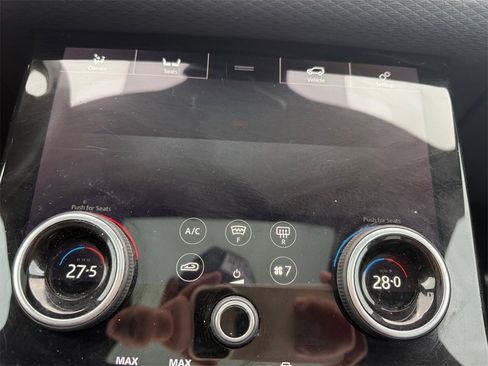 Used 2020 Land Rover Range Rover Velar S image 29