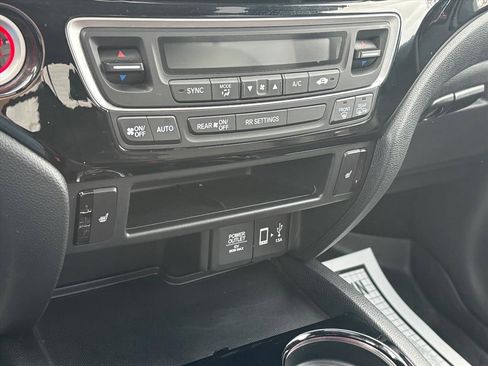 Used 2020 Honda Ridgeline Black Edition image 19