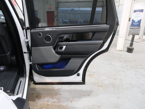 Used 2018 Land Rover Range Rover Long Wheelbase Supercharged image 30