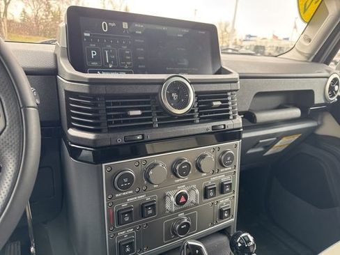 Used 2025 INEOS Grenadier image 13