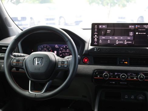 Used 2026 Honda Passport TrailSport image 23