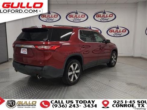 Used 2019 Chevrolet Traverse LT w/ LT Premium Package image 8