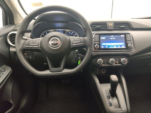 Used 2025 Nissan Versa S FWD image 22