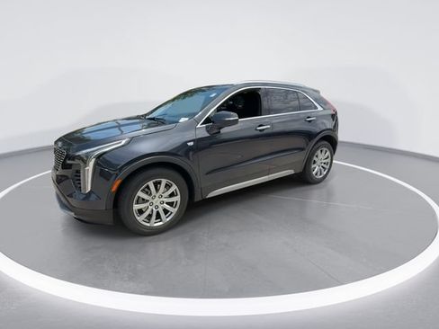Used 2023 Cadillac XT4 Premium Luxury FWD image 4