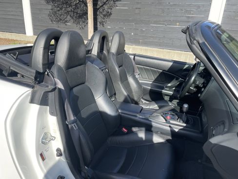 Used 2006 Honda S2000 image 17