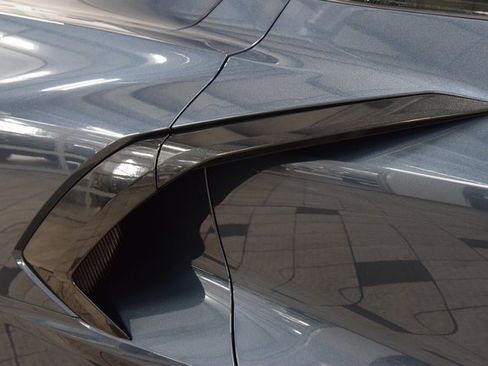 Used 2020 Chevrolet Corvette Stingray Preferred Cpe w/ 2LT Preferred Equipment Group image 17