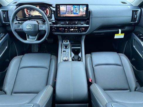 New 2026 Nissan Pathfinder SL AWD/4WD image 18