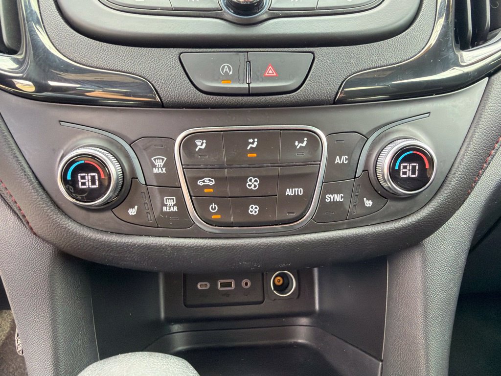 Used 2022 Chevrolet Equinox RS AWD/4WD image 33