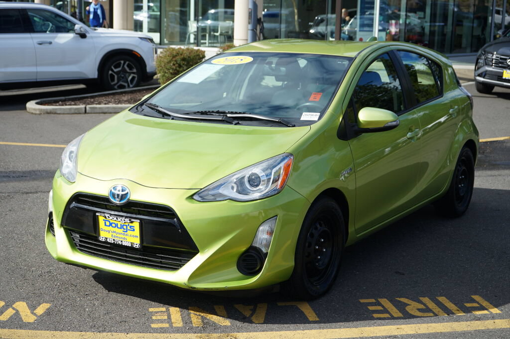 Used 2015 Toyota Prius C Two FWD image 10