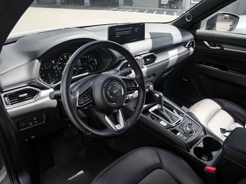 Used 2023 MAZDA CX-5 Signature AWD/4WD image 2