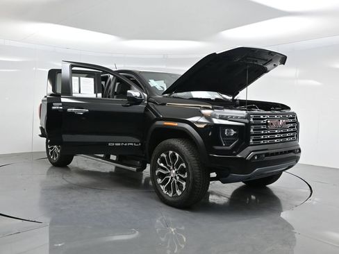 Used 2024 GMC Canyon Denali image 51