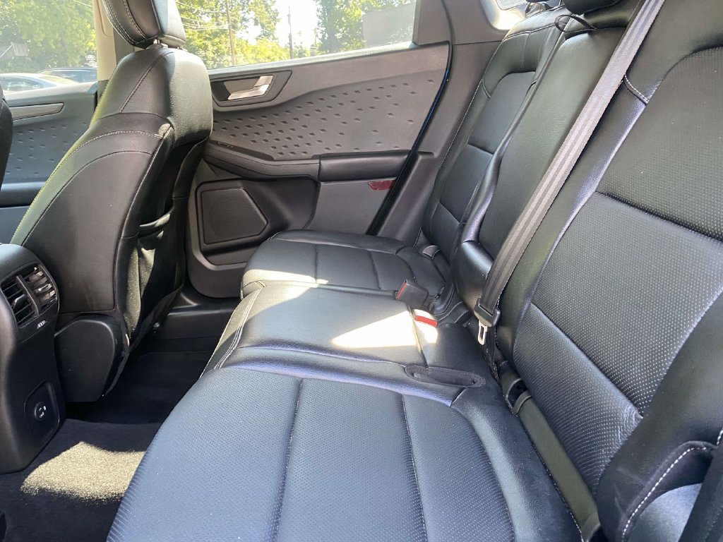 Used 2020 Ford Escape Titanium AWD/4WD image 11