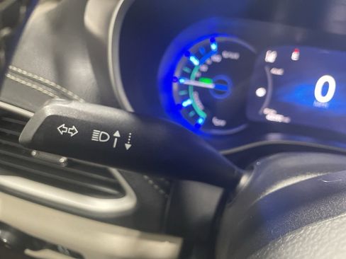 Used 2023 Chrysler Pacifica Touring-L w/ Uconnect Theater Family Group image 29