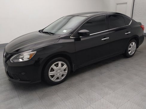 Used 2018 Nissan Sentra S FWD image 2