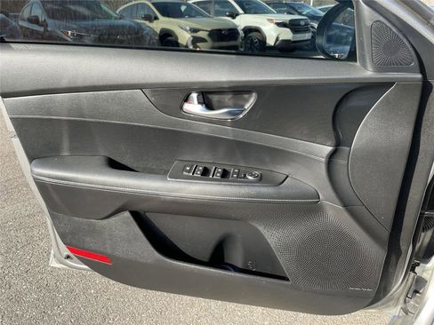 Used 2023 Kia Forte GT-Line w/ GT-Line Premium Package image 25