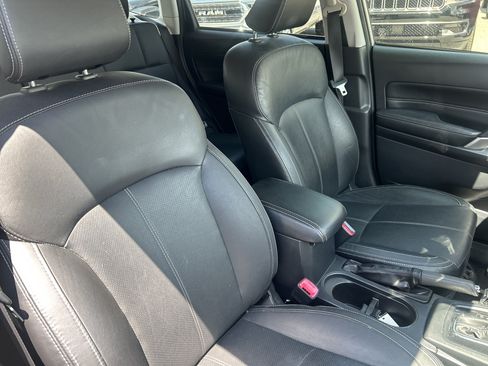 Used 2017 Subaru Forester 2.5i Touring AWD/4WD image 62