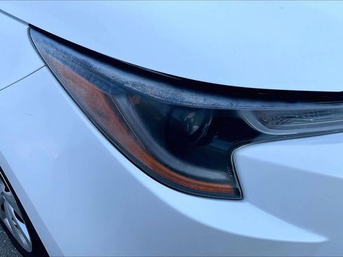 Used 2022 Toyota Corolla LE image 27