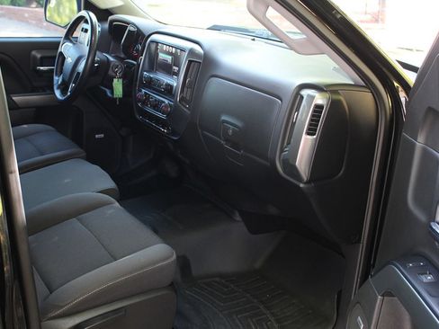 Used 2018 Chevrolet Silverado 1500 LT w/ All Star Edition RWD image 18