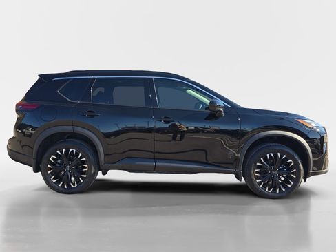 New 2026 Nissan Rogue Dark Armor image 6