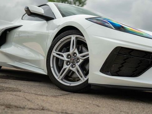 Used 2021 Chevrolet Corvette Stingray Premium Cpe w/ Z51 Performance Package RWD image 30